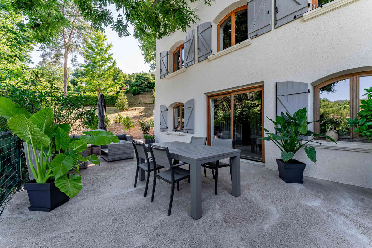 Maison à SOURCIEUX-LES-MINES