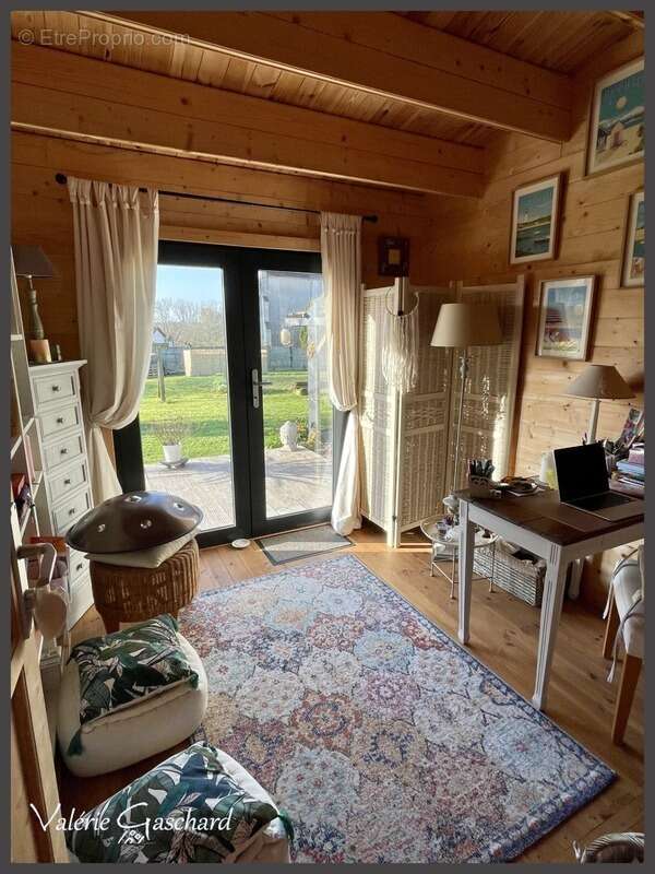 Maison à SAINT-SEURIN-SUR-L'ISLE