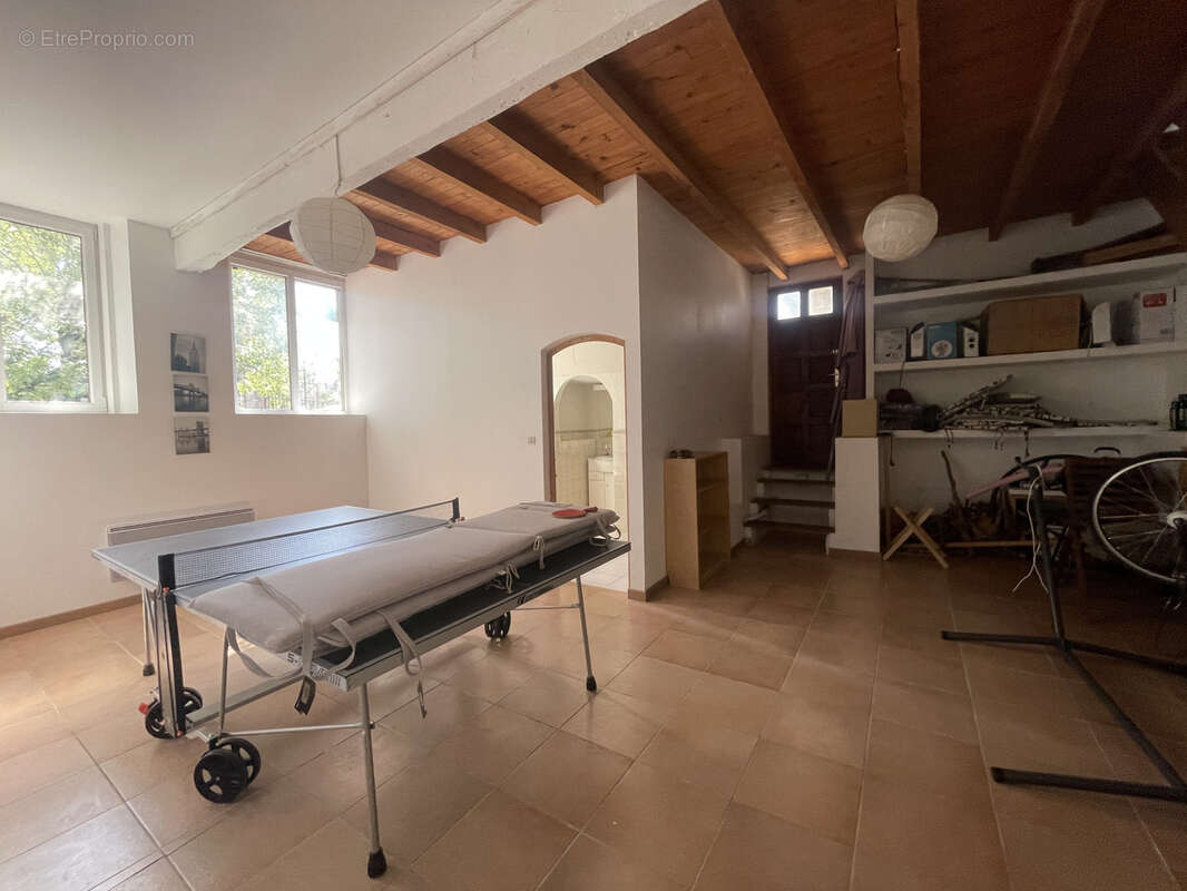 Proche carcassonne - maison 250 m2 - piscine - 2 terrasses - jardin - parking privatif - photo 10