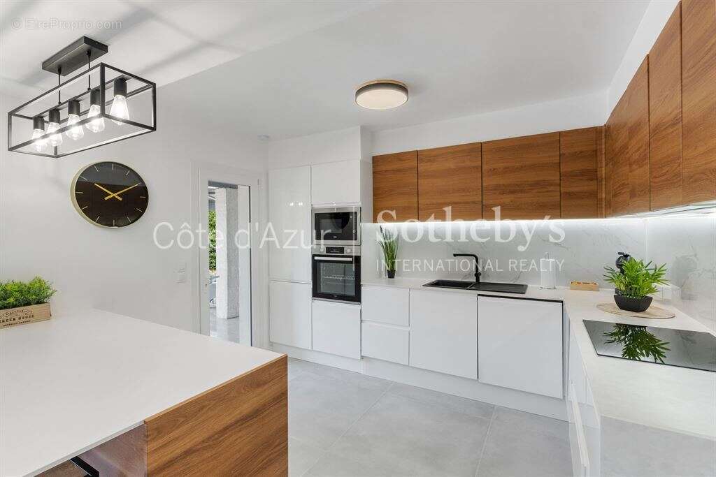 Maison à LES ADRETS-DE-L&#039;ESTEREL