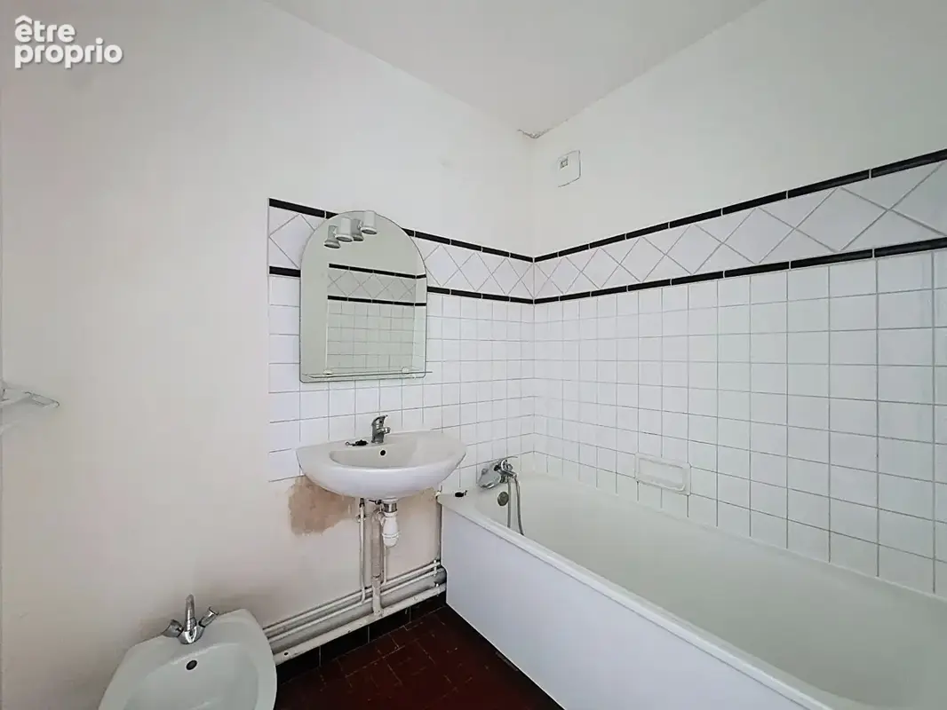 A VENDRE Appartement Caluire Et Cuire 4 pièce(s) 75.16 m2 avec balcon - photo 12