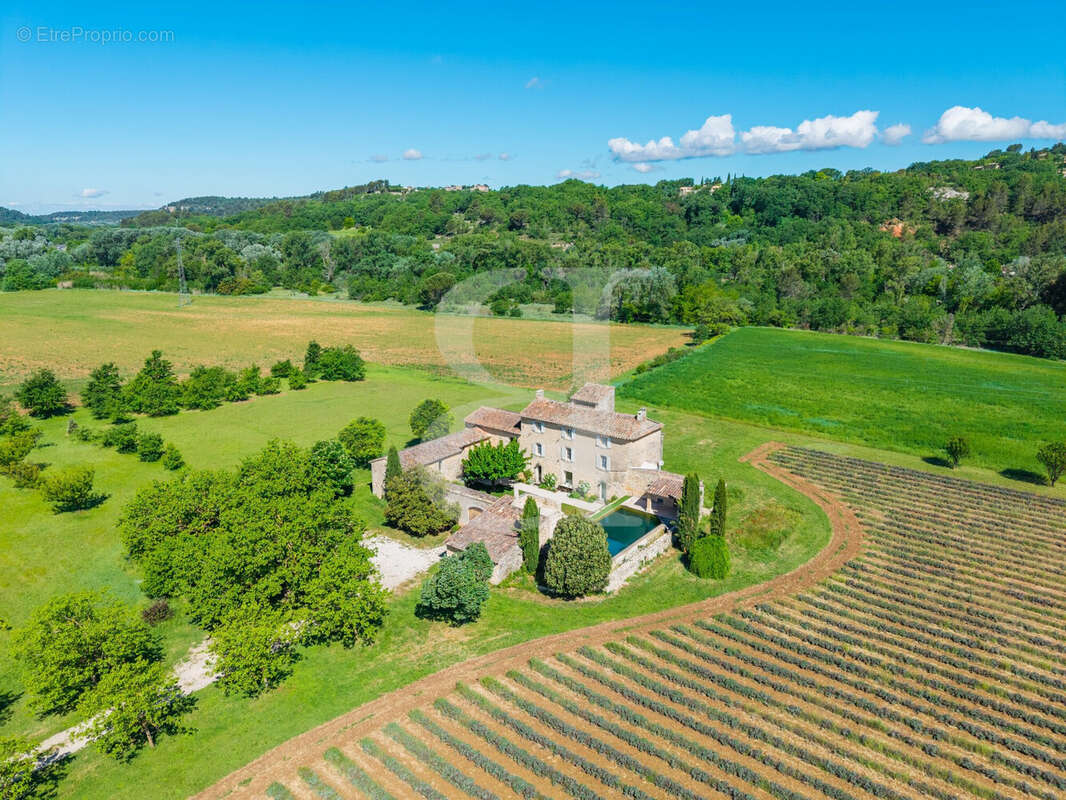 Maison à GORDES