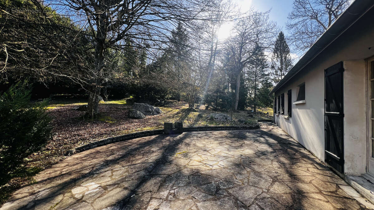 Maison à LA FERTE-ALAIS