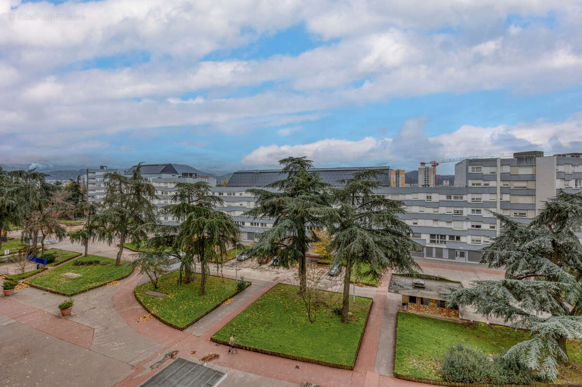 Appartement à ECHIROLLES