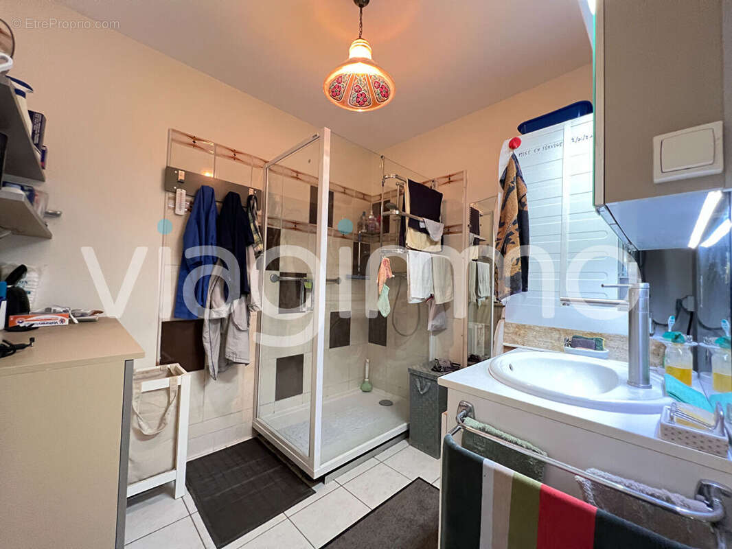 Appartement à PONT-DE-VEYLE