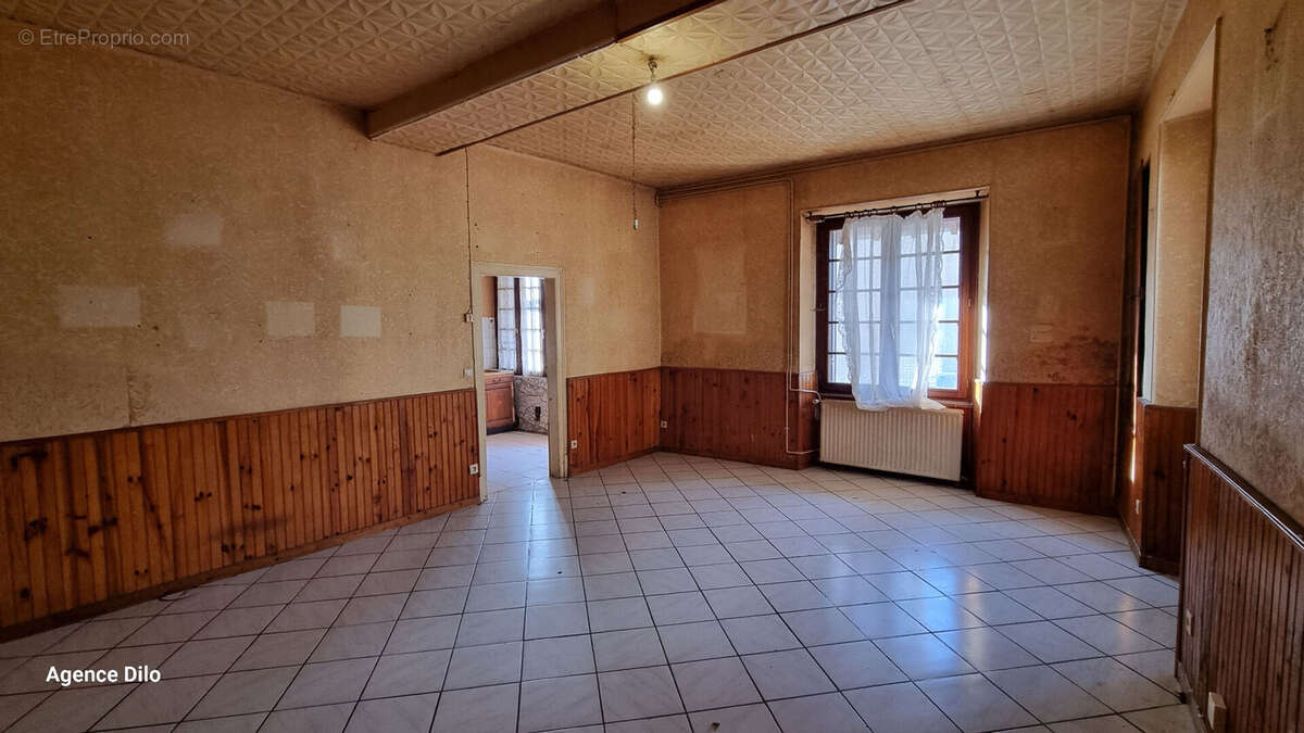 Maison à CHEU