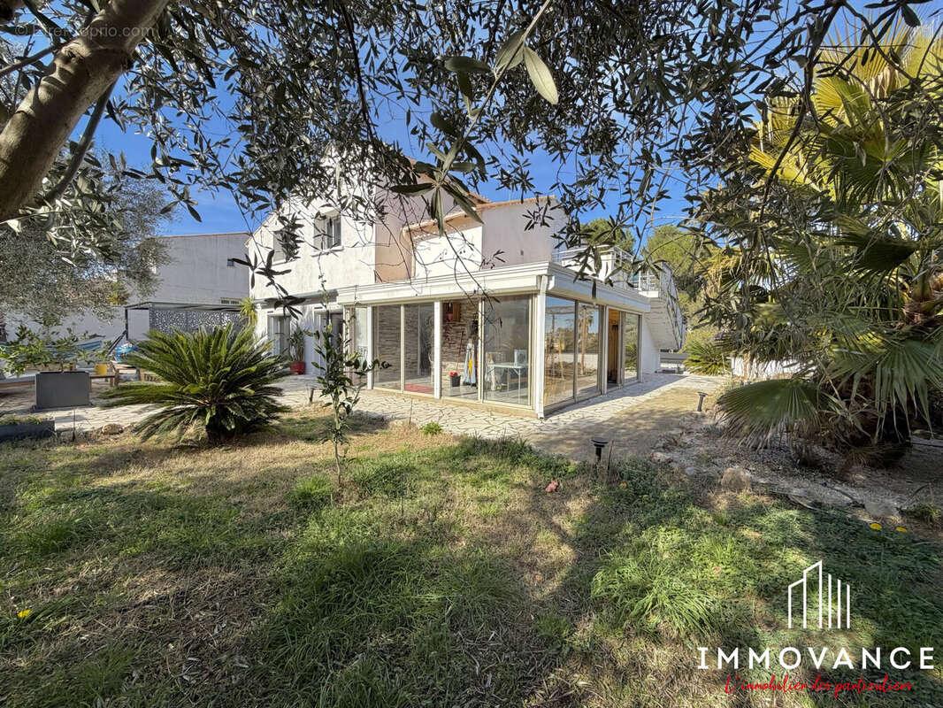 Maison à SAINT-BRES