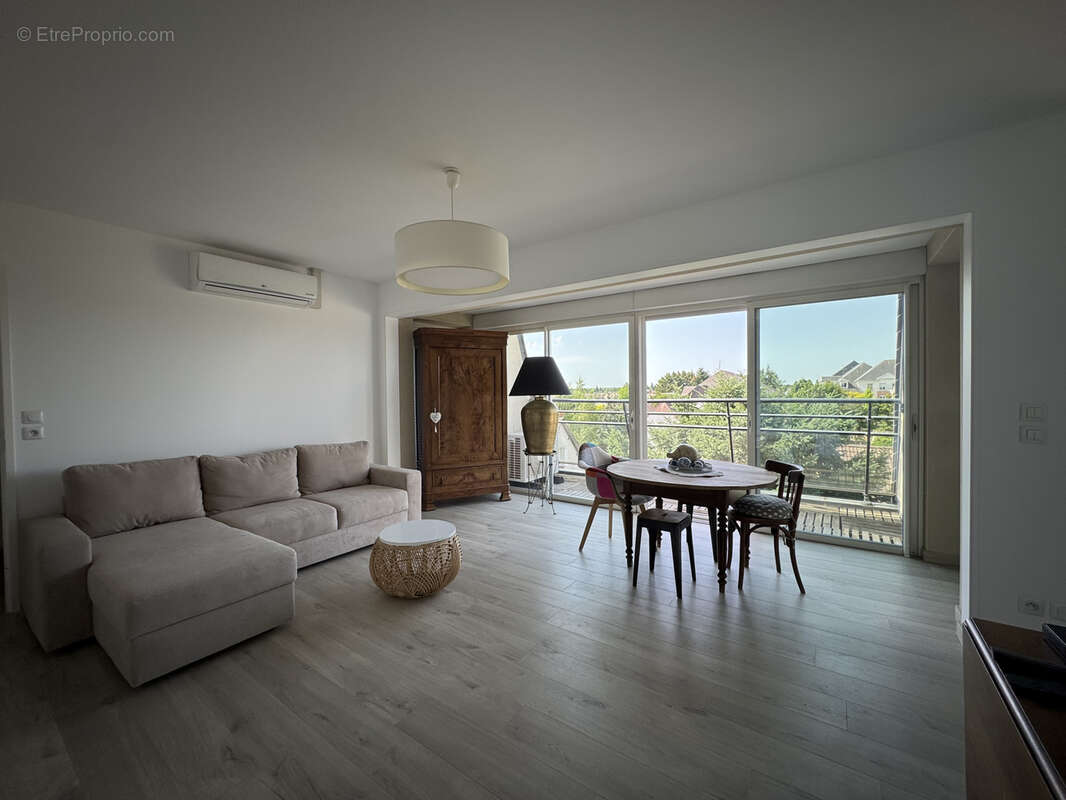 Appartement à OLIVET