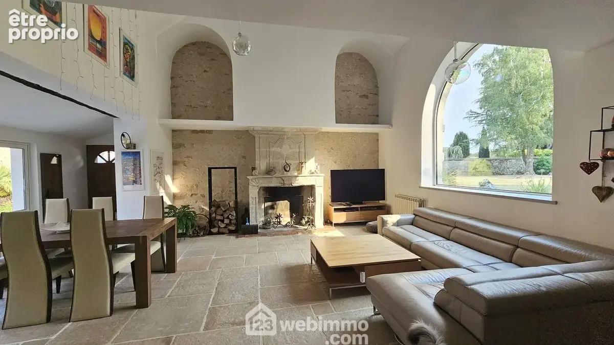 Un splendide séjour de 51 m² très lumineuse.