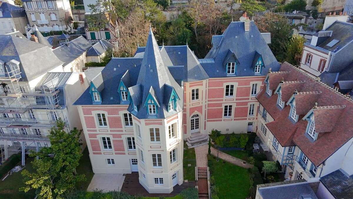 Appartement à TROUVILLE-SUR-MER