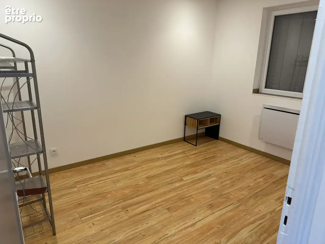 Saint Claude, route de Chaumont, Appartement T2 avec dépendances - INVESTISSEUR - photo 4