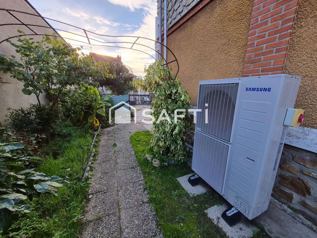 Photo 9 - Maison à DESCARTES