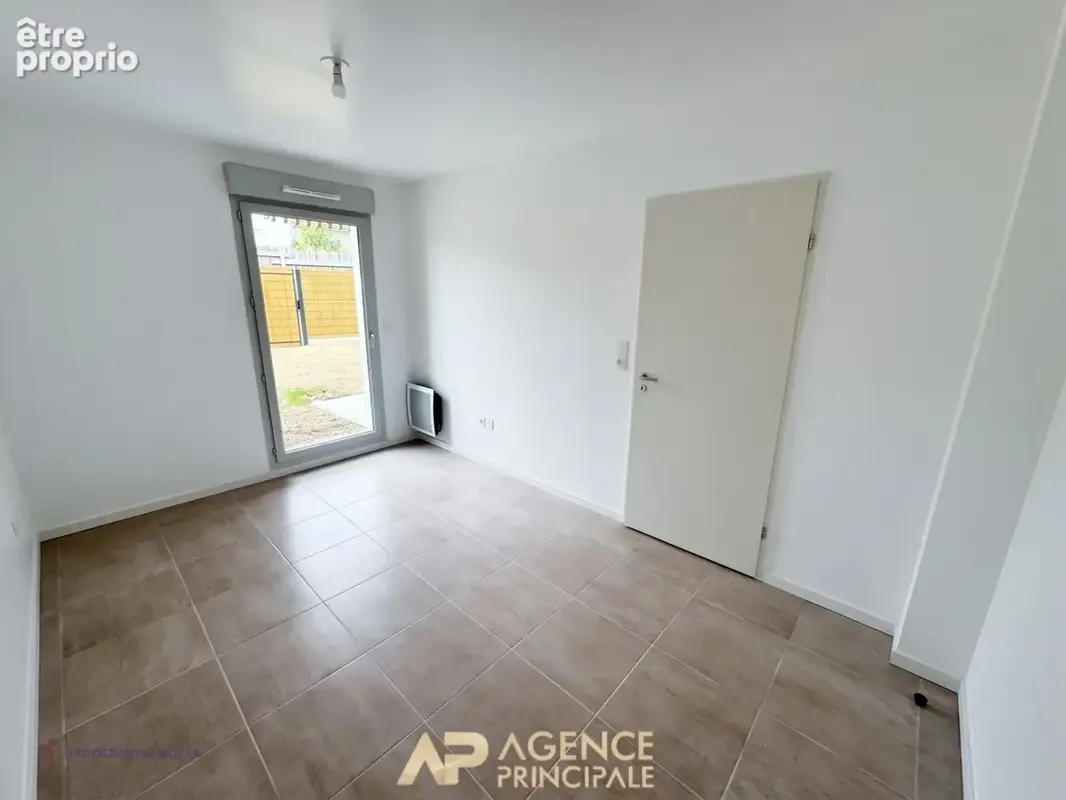 Appartement 2 pièces - 41.23 m2 - La Rochelle LAFOND - Résidence neuve - photo 8