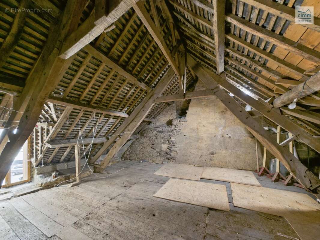 Maison à LES BRULAIS