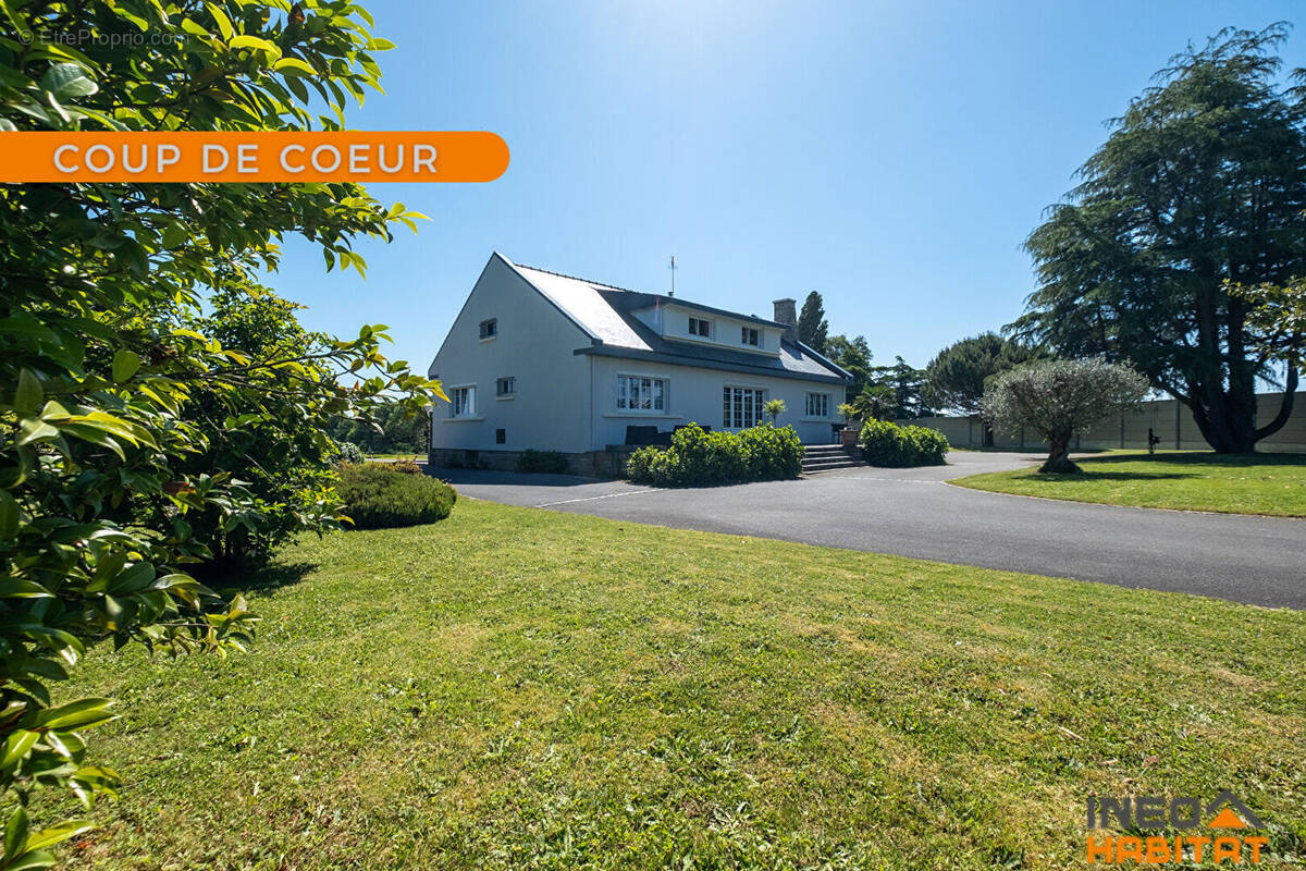 Maison à LA CHAPELLE-DES-FOUGERETZ