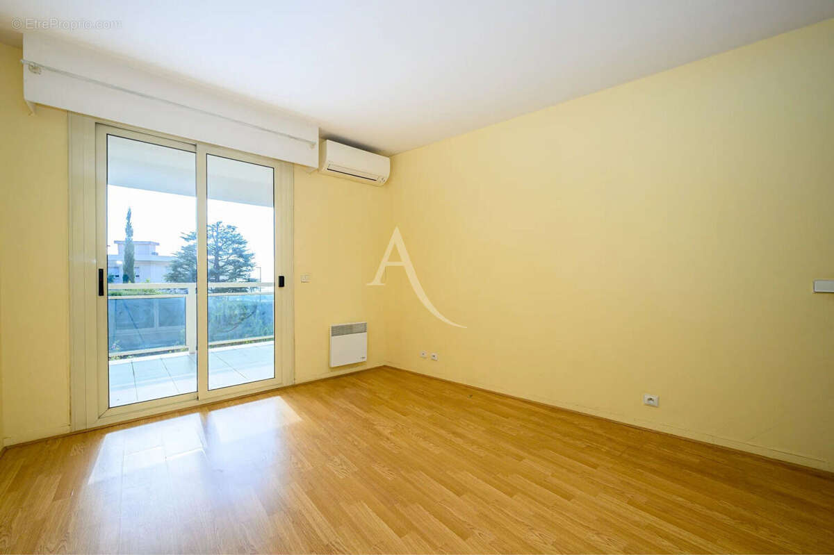 Appartement Le Cannet  (Bréguière) 3p 93 m2 terrasse, garage, piscine - photo 4