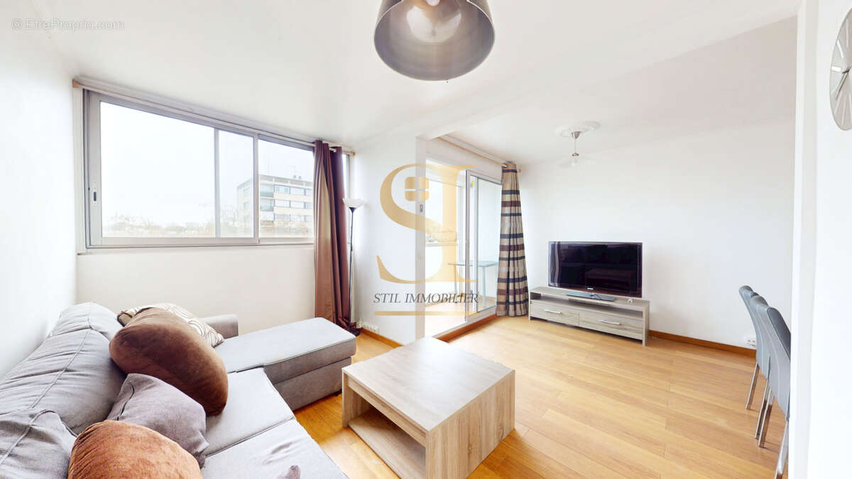 Appartement à SAVIGNY-SUR-ORGE