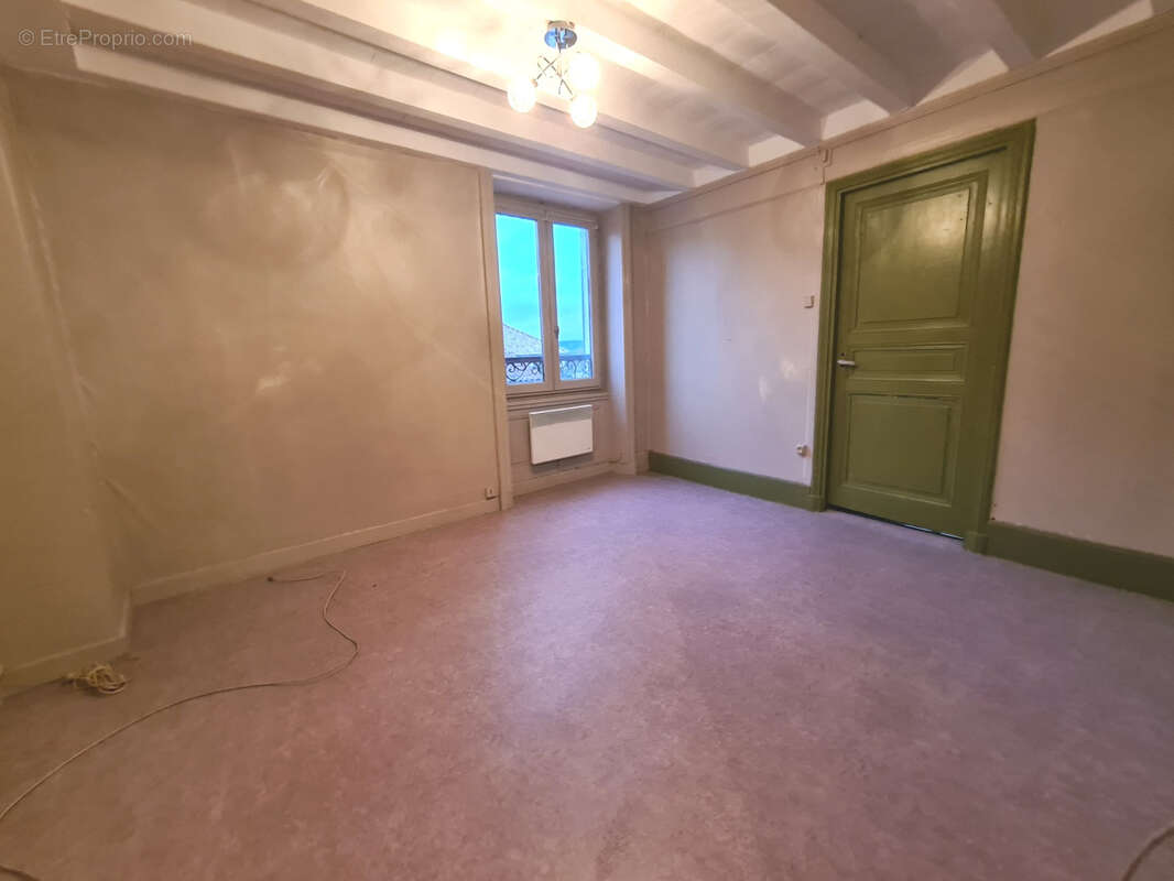 Appartement à SAINT-JEAN-DE-TOUSLAS