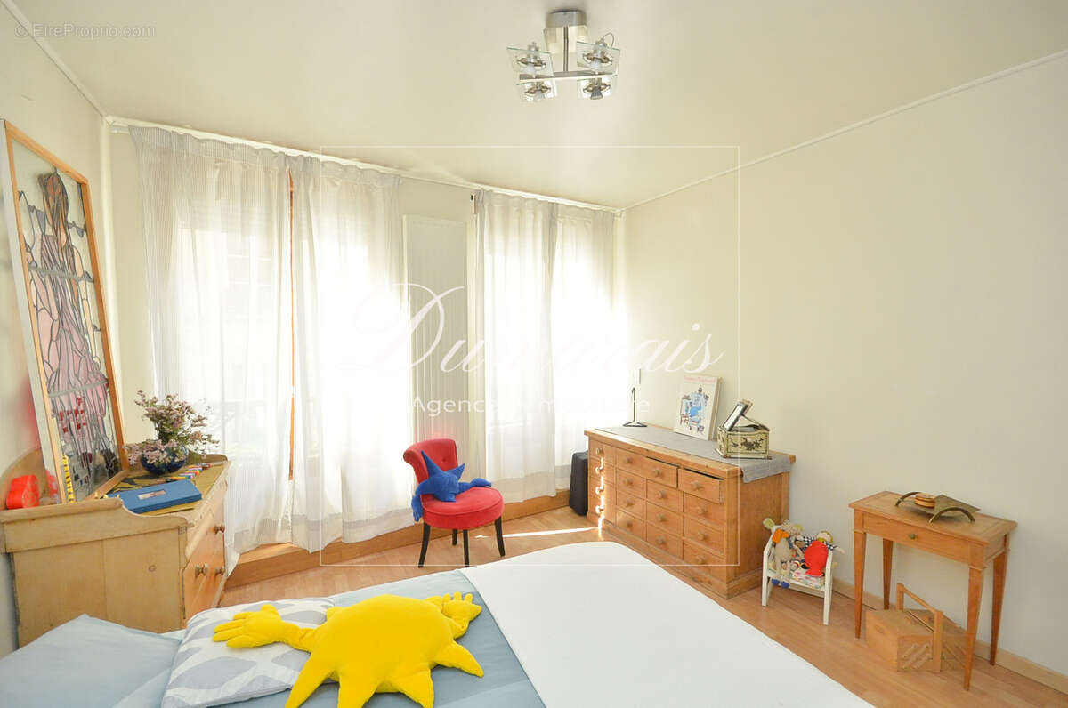 Appartement à PARIS-4E