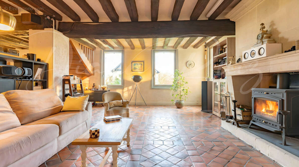 Maison à MAZE