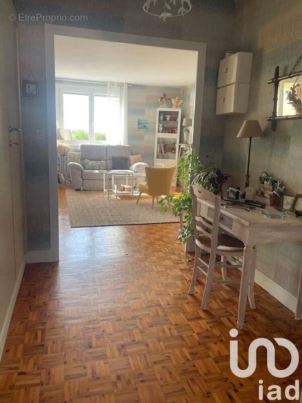 Photo 2 - Appartement à COMPIEGNE