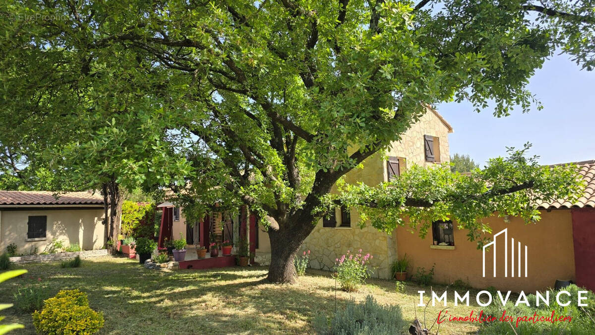 Maison à SAINT-MARTIN-DE-LONDRES