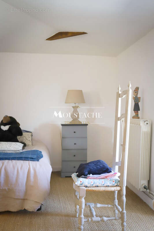 Maison à MORNAC-SUR-SEUDRE