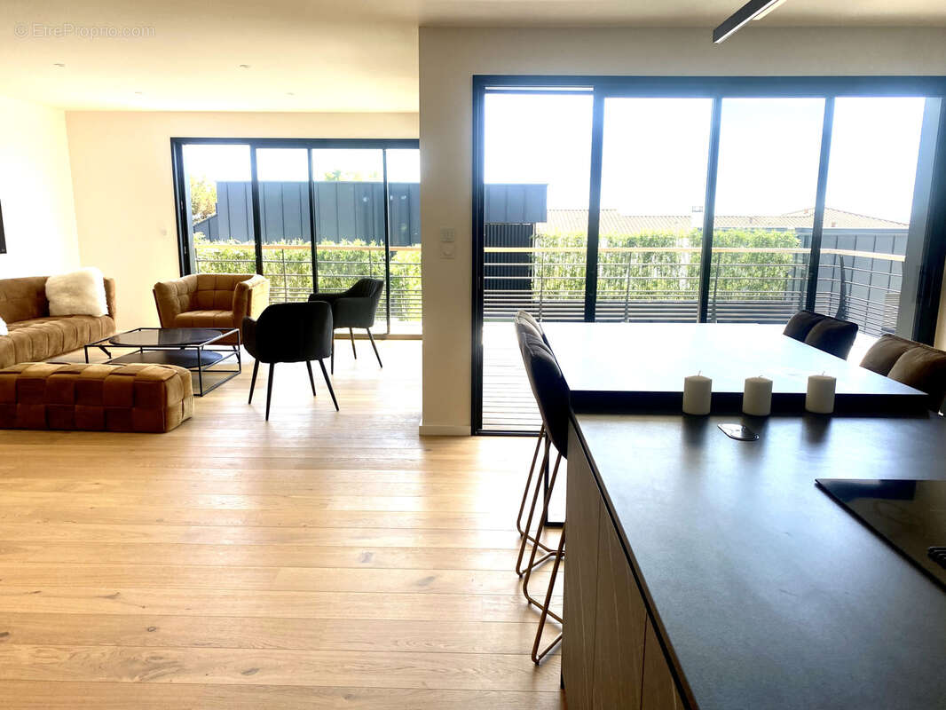 Maison à VAUX-SUR-MER