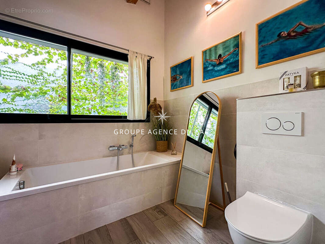 Villa de plain pied avec acces foret piscine chauffee garage appartement independant dans un domaine prive a puget sur argens - photo 12