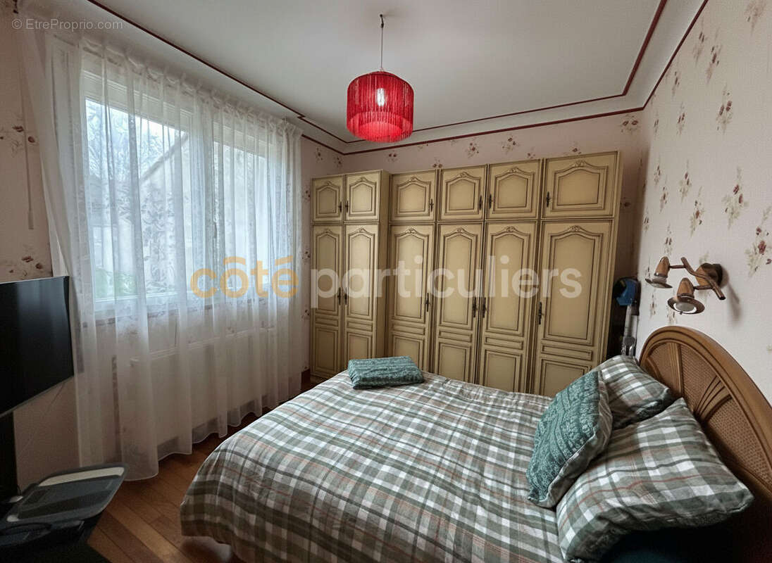 Maison à VIGNEUX-SUR-SEINE