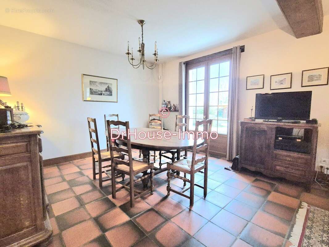 Maison à DRACY-LE-FORT