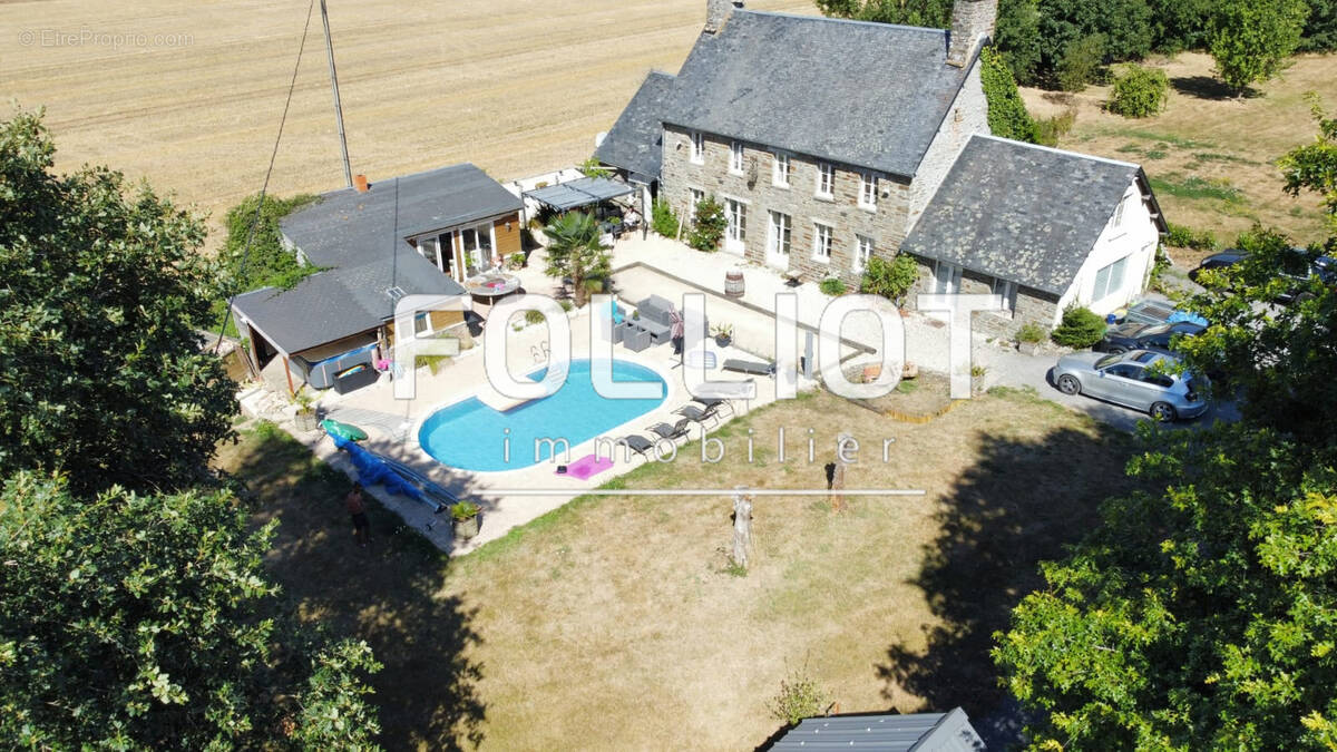 Maison à SAINT-SAUVEUR-LA-POMMERAYE