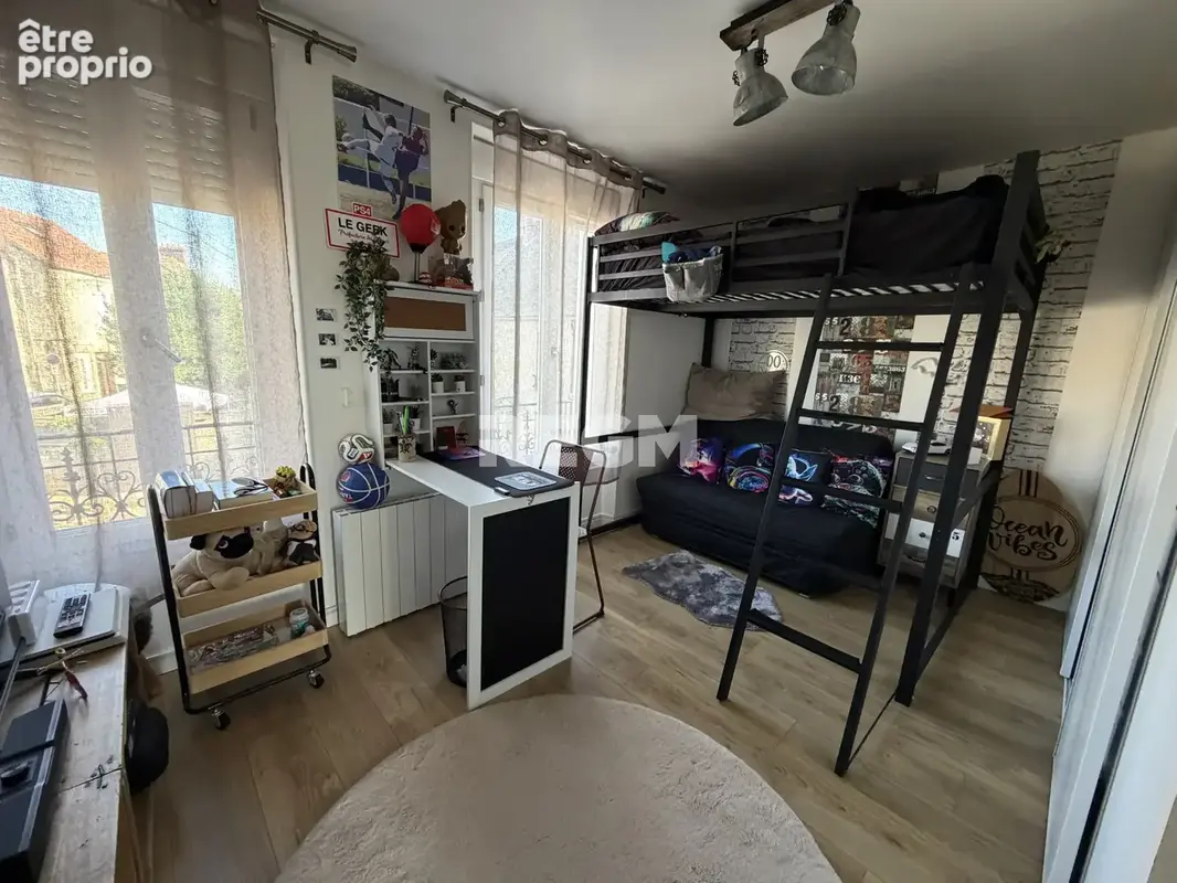 Maison 3 chambres avec cour et dépendance. - photo 31