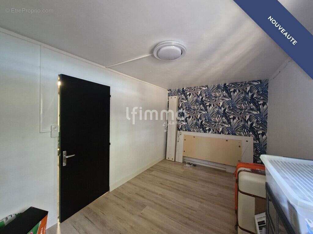 Maison familiale 98m² avec piscine et grands garages – Montazels - photo 11