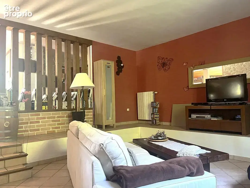 Maison 154 m² à Le Pian-Medoc  - photo 3