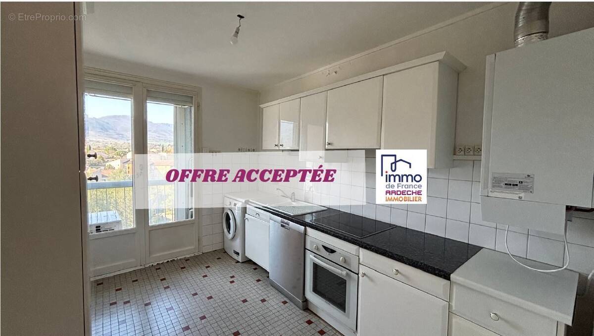 Appartement à PRIVAS