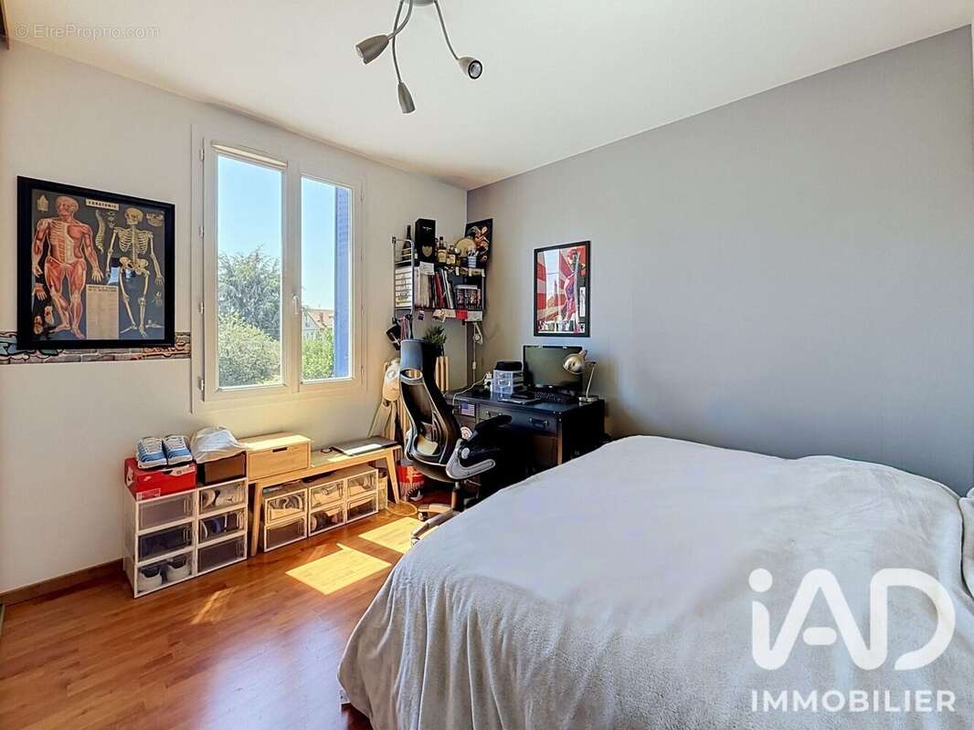 Maison 140 m² à Palaiseau  - photo 7