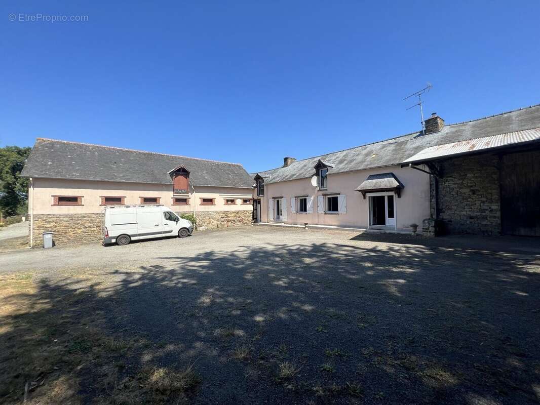 Maison 105 m² à Noyal-Sur-Vilaine  - photo 3