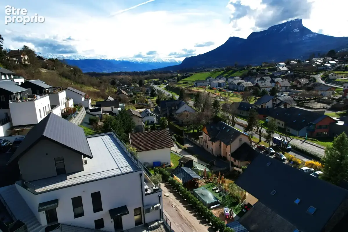 St Jeoire Prieuré - T4 de standing de 135m2 - Toiture terrasse de 170m2 en attique - garage - parking - photo 16