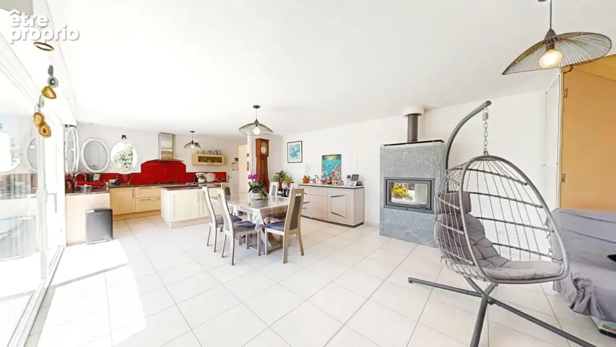 Maison 5 pièces 133m2 et 3000m² de terrain - Aure sur mer - photo 6