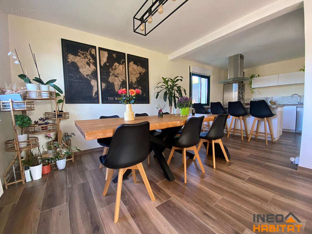 Maison à PLEUMELEUC