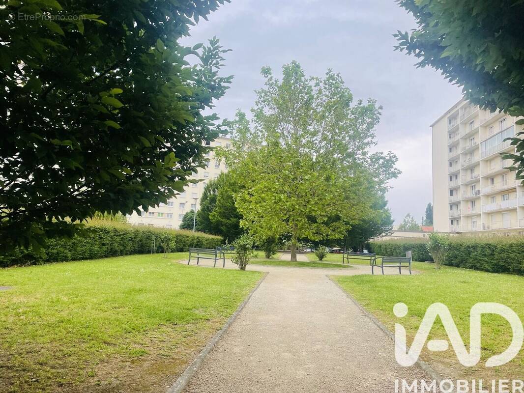 Photo 1 - Appartement à SAINT-ANDRE-LES-VERGERS