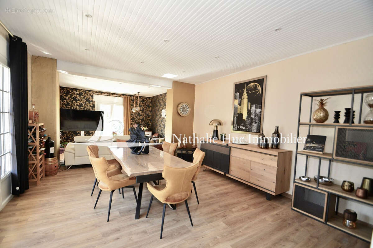 Maison 160 m² à Saint-Laurent-De-La-Salanque  - photo 3
