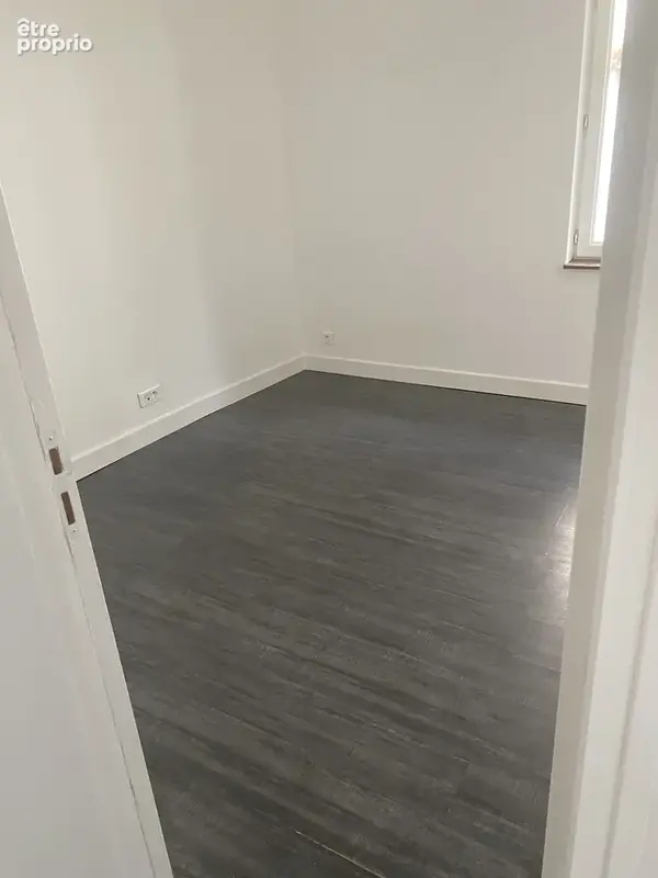 Appartement 6 pièces 330 m² à vendre à La Souterraine (23300) - photo 8