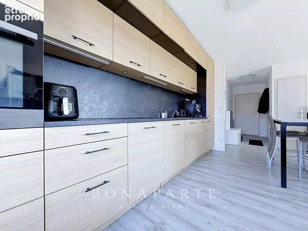 Cessy - Appartement T4 lumineux avec vue Mont-Blanc & Jura - photo 9
