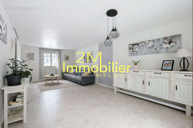 Maison à DAMMARIE-LES-LYS