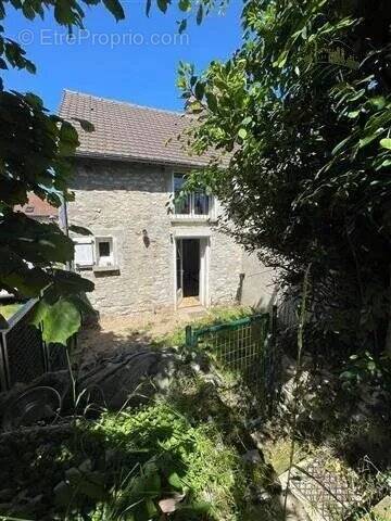 Maison à LIZY-SUR-OURCQ