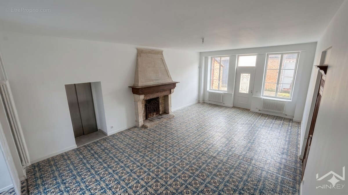 Maison à CHARLEVILLE-MEZIERES