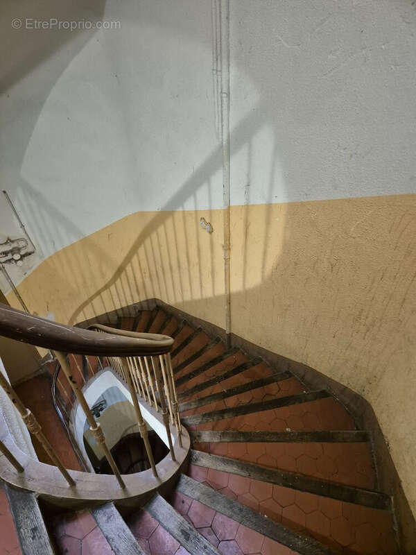 Appartement à MARSEILLE-2E