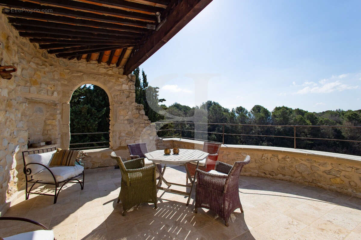 Maison à VAISON-LA-ROMAINE